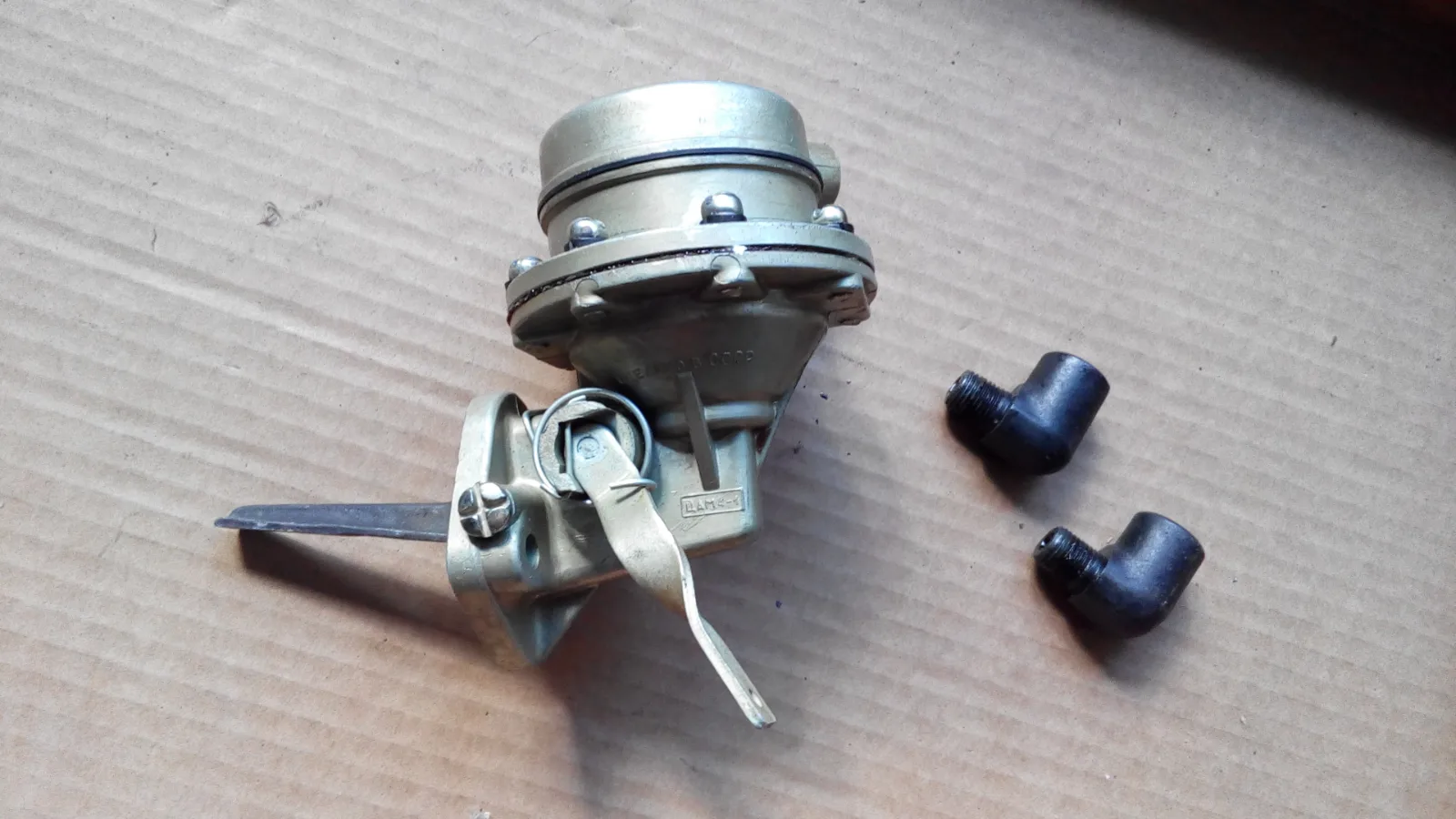 Palivová pumpa GAZ 69